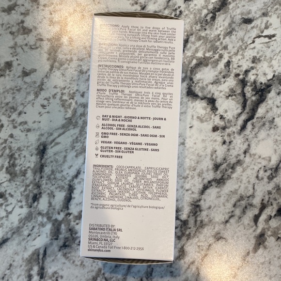 SKIN&Co Truffle Therapy Aceite Facial Oil - Picture 3 of 6